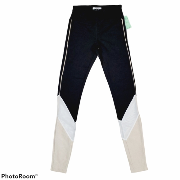 Forever 21 NWT Ankle Length Active Wear Leggings 422 - Picture 6 of 6